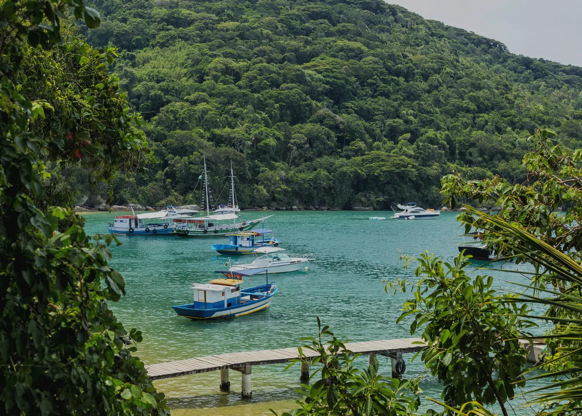 Destinos turísticos mas visitados (Arraial do cabo, Buzios, Ilha grande, entre otros). 1