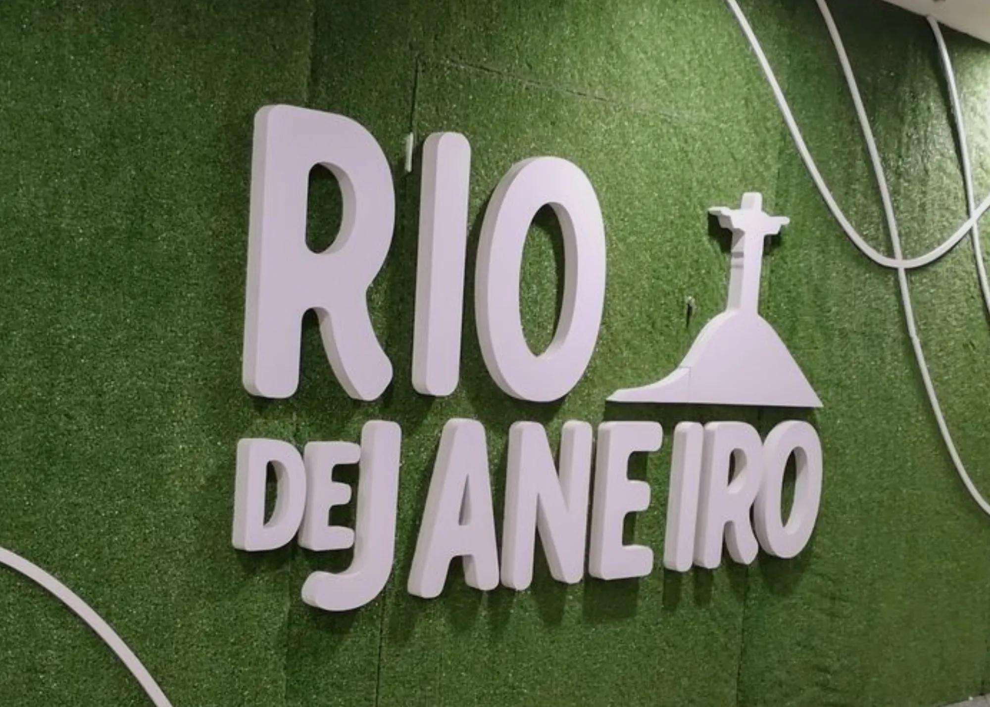 Aeropuerto Internacional Tom Jobim - Galeão (GIG). 2